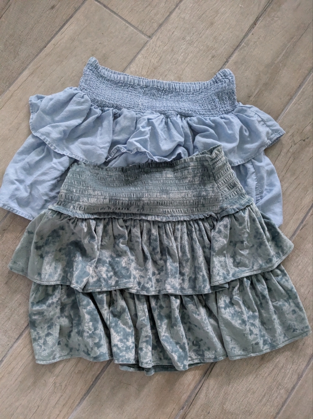 Lot Of Two Smocked Ruffle Midi Skirt - Light Blue/Gray